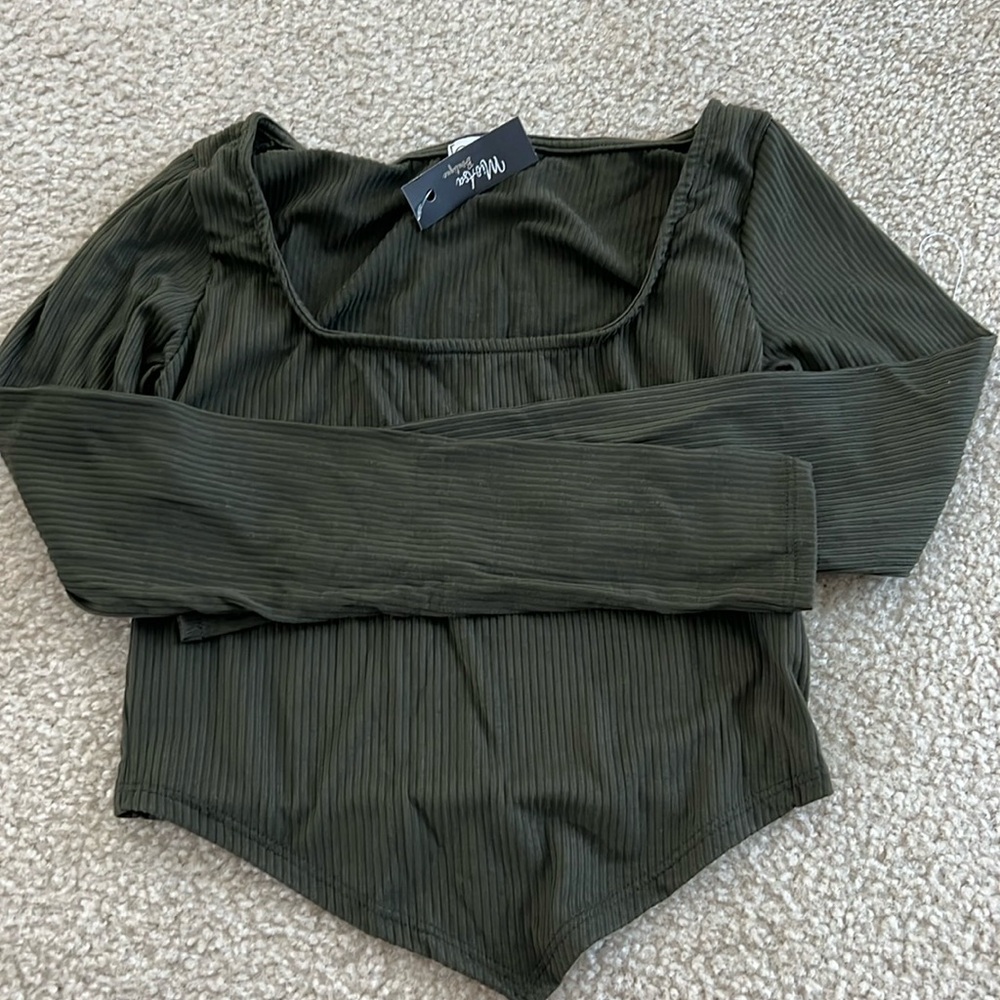 Long sleeve top